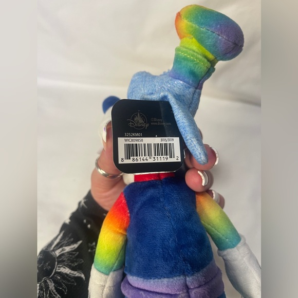 Goofy Disney Rainbow Collection Plushie - Picture 6 of 7